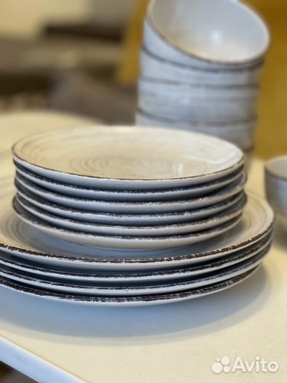 Набор посуды тарелки