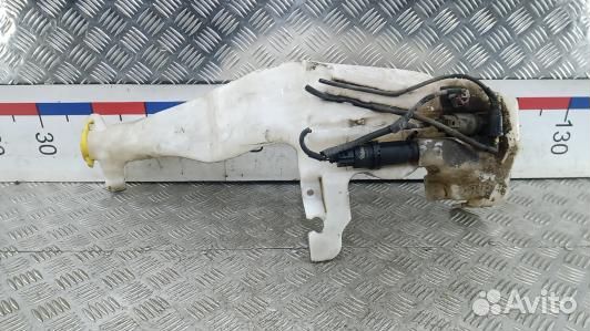 Бачок омывателя jeep grand cherokee WK2 (3TD01NL01