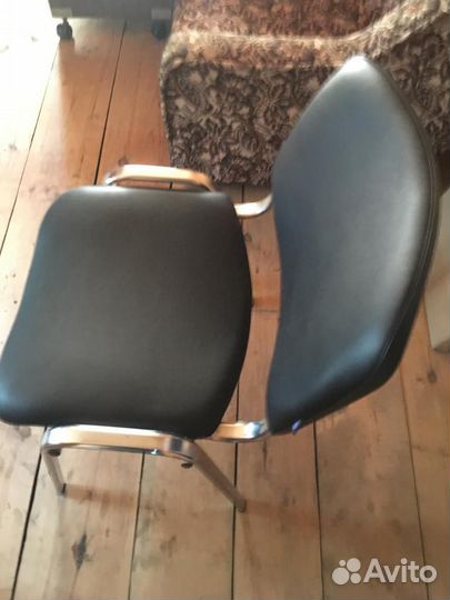 Офисные стулья изо