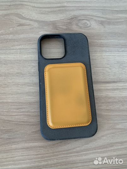 Чехол на iPhone 13 pro max