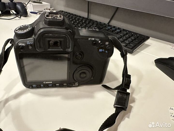 Зеркальный фотоаппарат canon 40d body на запчасти