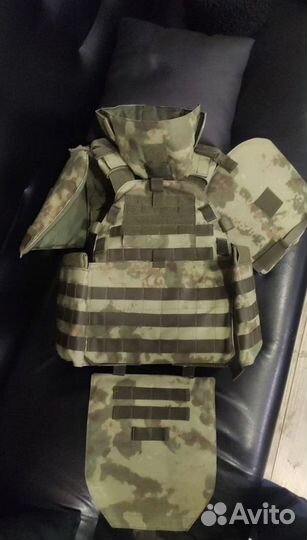 Бронежилет с плитами Гост