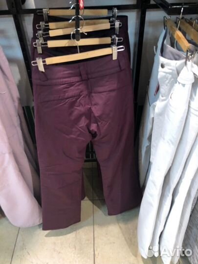 Штаны горнолыжные женские Volcom Frochickie