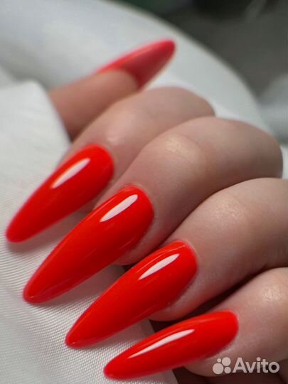 Маникюр, педикюр о.Зеленый