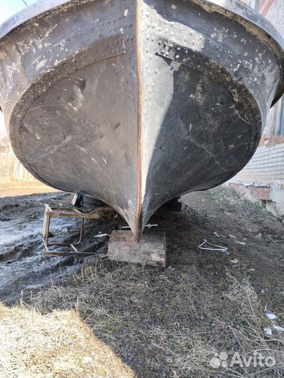 Продам катер Амур Д