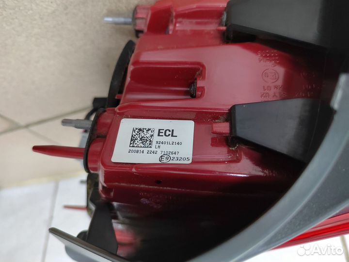 Задний левый наружный фонарь LED Kia K5 DL3