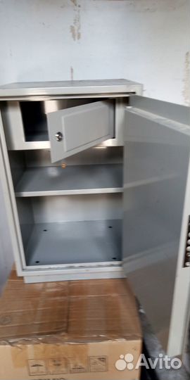 Сейф металлический бу