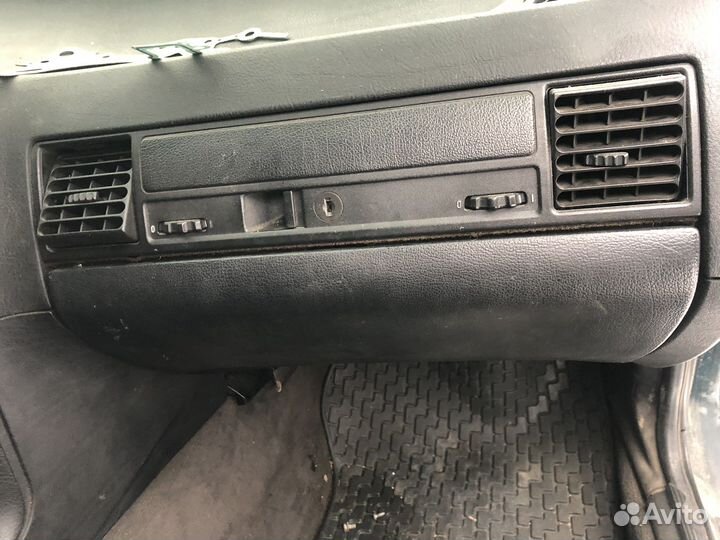 Бмв е36 бардачек