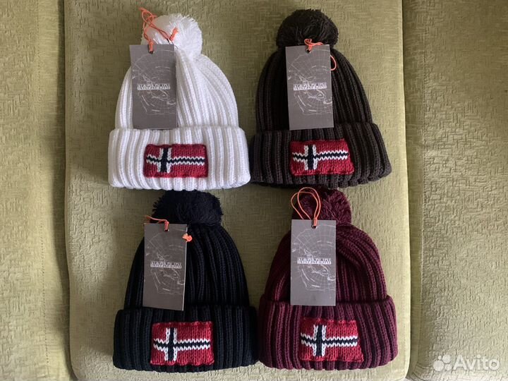 Шапка зимняя вязаная Napapijri