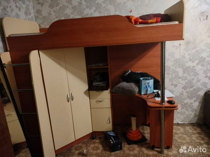 Кровать чердак