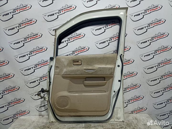 Дверь nissan serena PC24 PNC24 RC24 TC24 TNC24 VC24 VNC24 H01004N0MM передняя правая белый, QX1 FA33