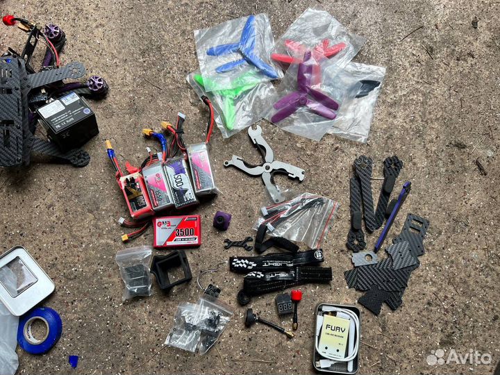Fpv квадрокоптер 220мм + куча запчастей