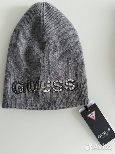 Шапка guess