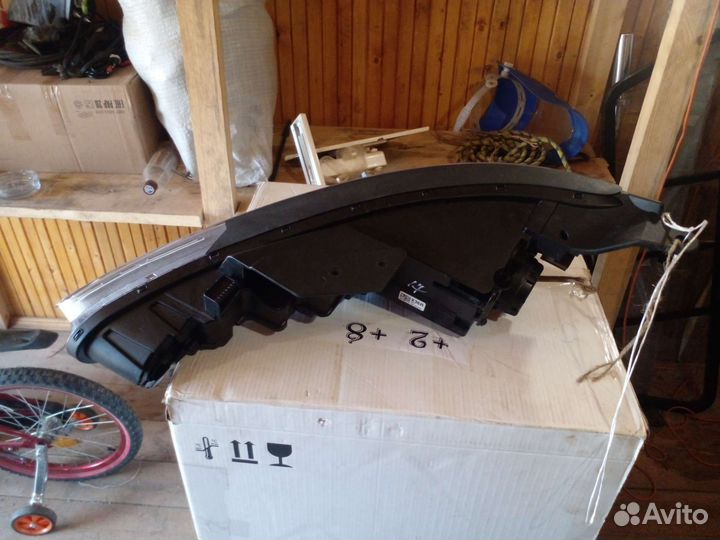 Фара правая Hyundai Elantra 6 рестайлинг