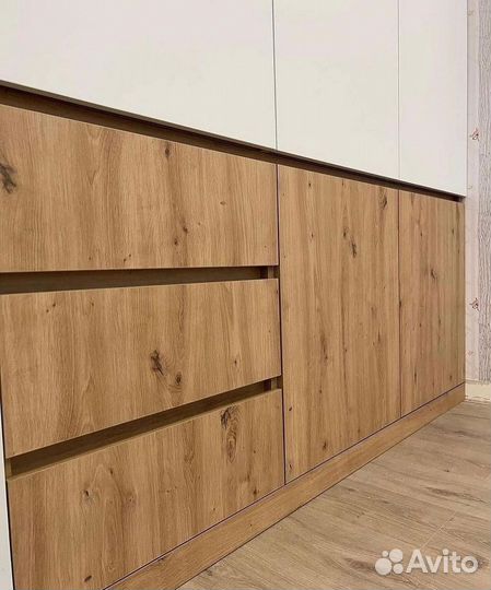 Шкаф распашной с фрезеровкой
