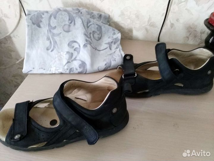 Босоножки мальчику