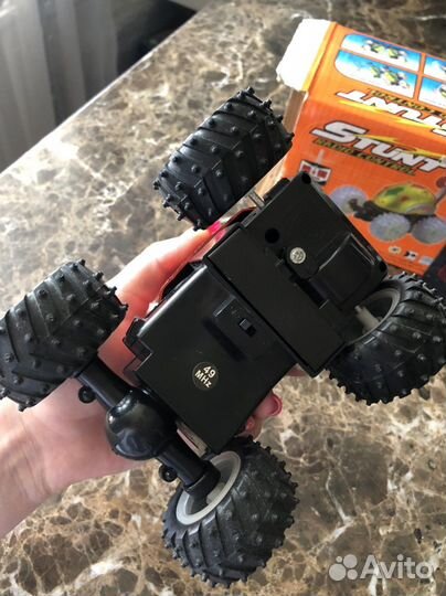 Машинка на радиоуправлении