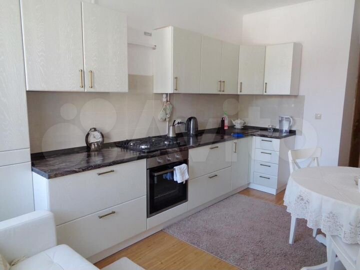 3-к. квартира, 83 м², 2/6 эт.