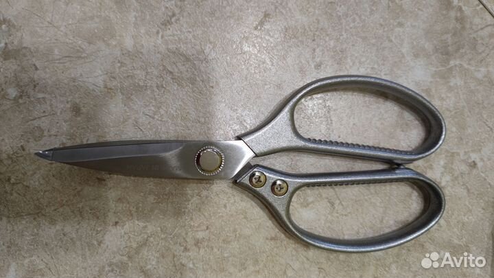 Ножницы универсальные. Новые,в упаковке
