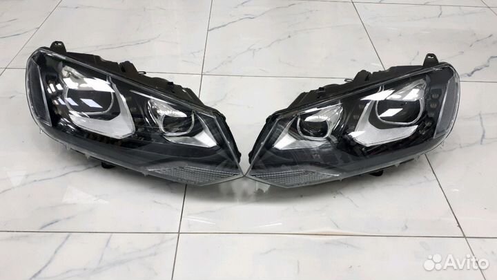 Передние фары Volkswagen Touareg