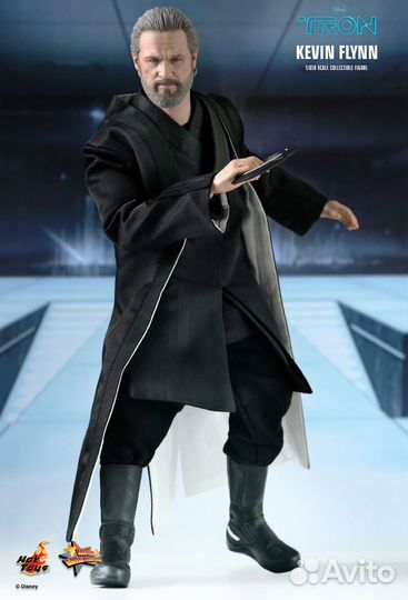 Hot toys MMS144 kevin flynn tron: Legacy
