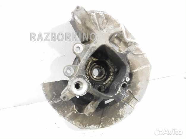 Кулак задний правый бмв