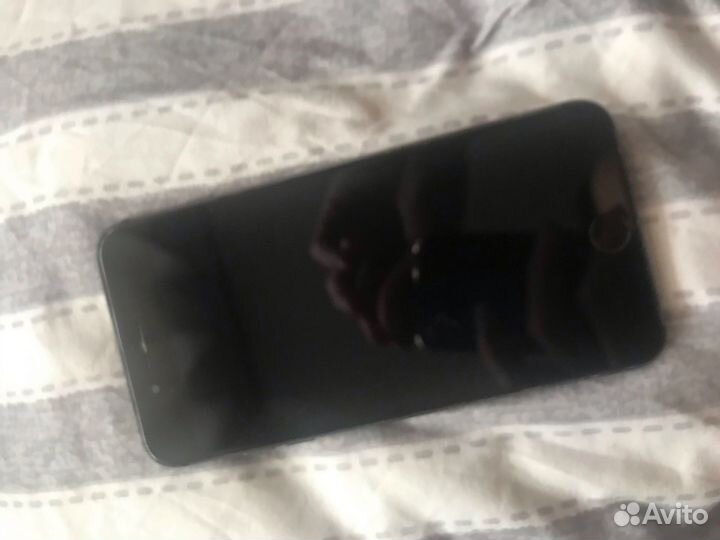 iPhone 8 Plus, 64 ГБ