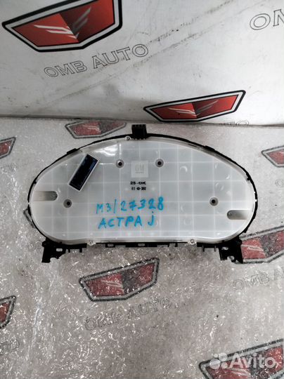 Панель приборов Опель Астра J