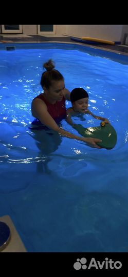 Раннее плавание в домашней ванной/в бассейне