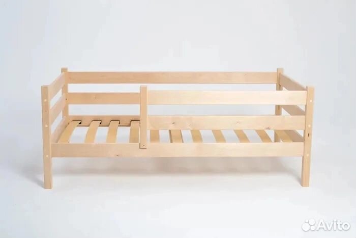 Кровать детская от 3 лет без покраски из массива