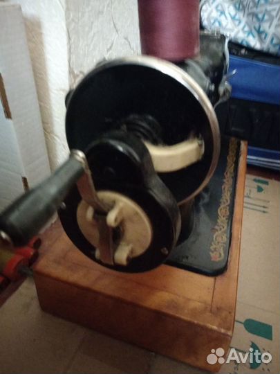 Швейная машинка Подольская ручная