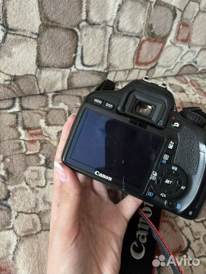 Canon EOS 550D Kit с зарядкой и сумкой Sony