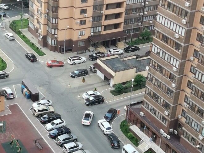 Машиноместо, 16 м²