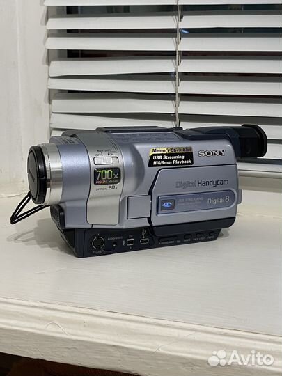 Видеокамера Sony DCR-TRV355E Digital8