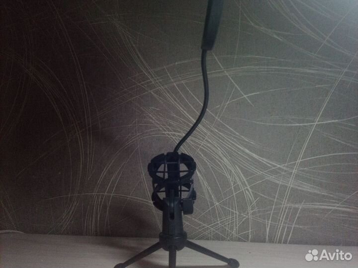 Микрофон студийный