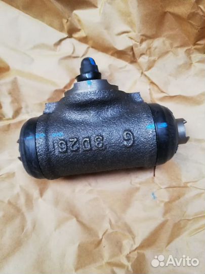 Цилиндр тормозной Mitsubishi MR493393