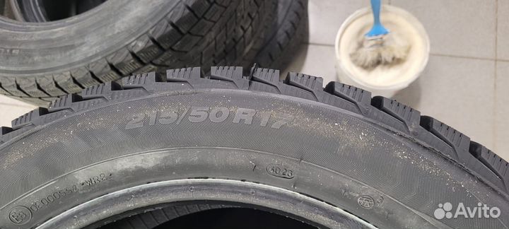 Viatti Brina Nordico V-522 215/50 R17