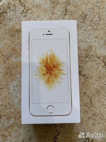 Коробка от iPhone se gold 128 gb