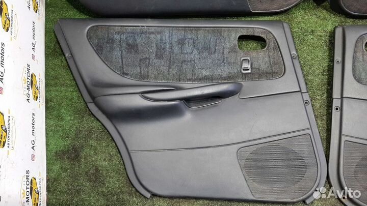 Обшивка карта двери Mazda 626 GF