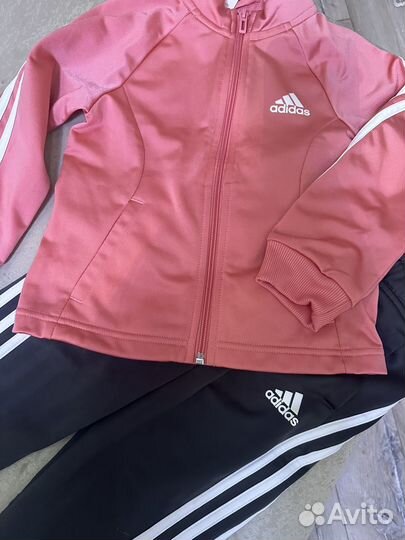 Спортивный костюм adidas для девочек