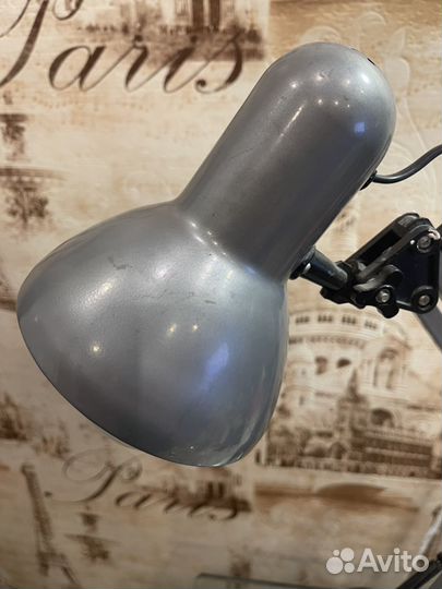 Лампа настольная