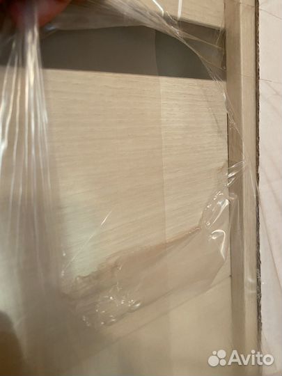 Дверь межкомнатная со стеклом новая