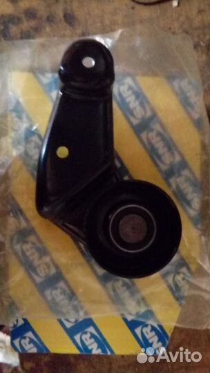 Помпа и натяжной ролик для рено safrane