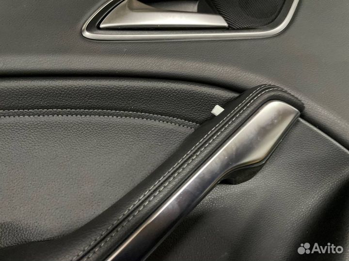 Обшивка двери задняя левая Mercedes-Benz Gla-Class