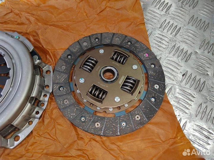 Комплект сцепления Volkswagen Golf 3 хэтчбек 1.8
