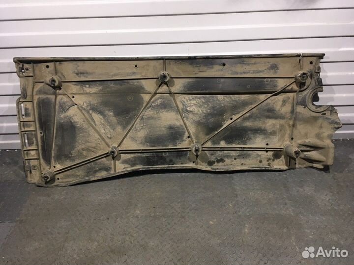 Защита днища левая (Volkswagen Tiguan)