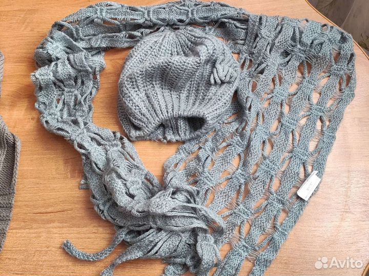 Шапка и шарф женский