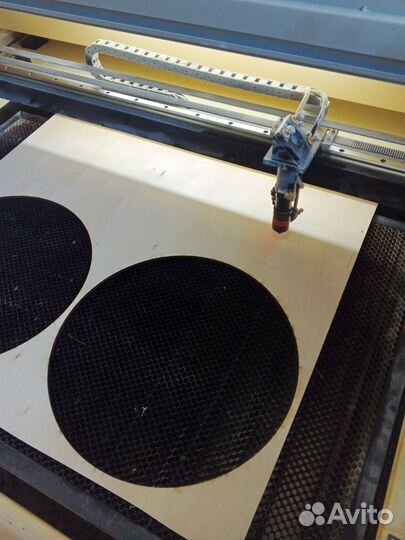 Лазерная резка гравировка фанеры хдф пластика