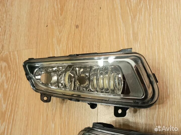 Фара туманка VW Polo sedan 2014-20 под 2 лампочки