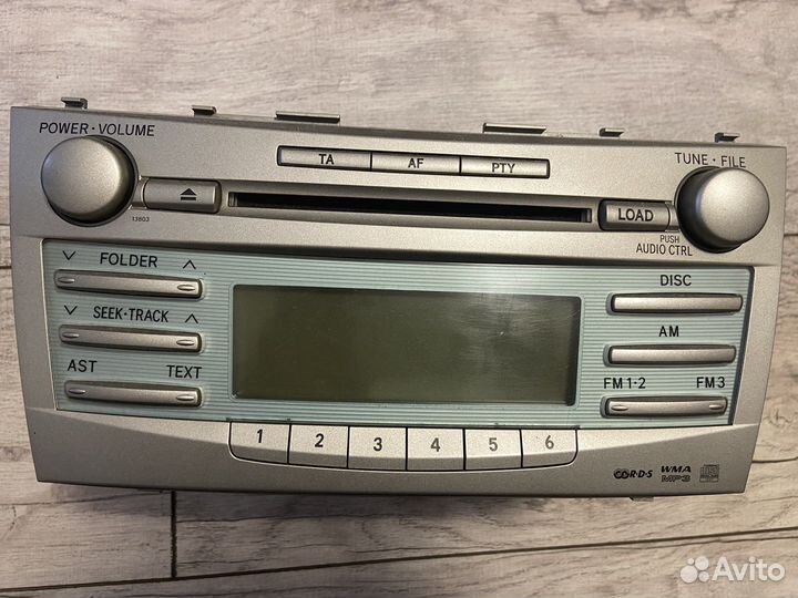 Штатная магнитола camry 40
